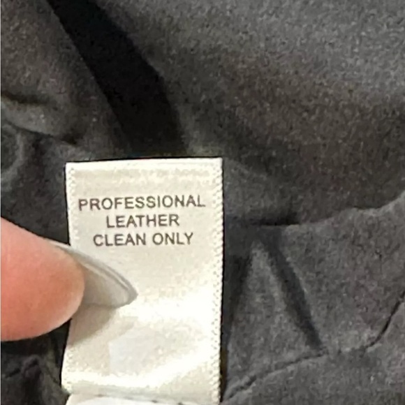 Banana Republic Pleated Leather Short Sleeve Top Western Rock Grunge Black Large - Picture 15 of 16